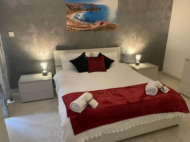 Spacious 3 Bedroom Apartment In The Heart Of St Julians San Giuliano Esterno foto