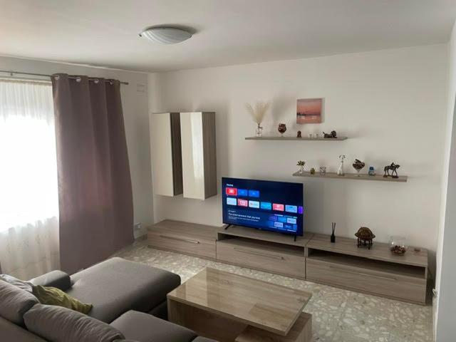 Spacious 3 Bedroom Apartment In The Heart Of St Julians San Giuliano Esterno foto