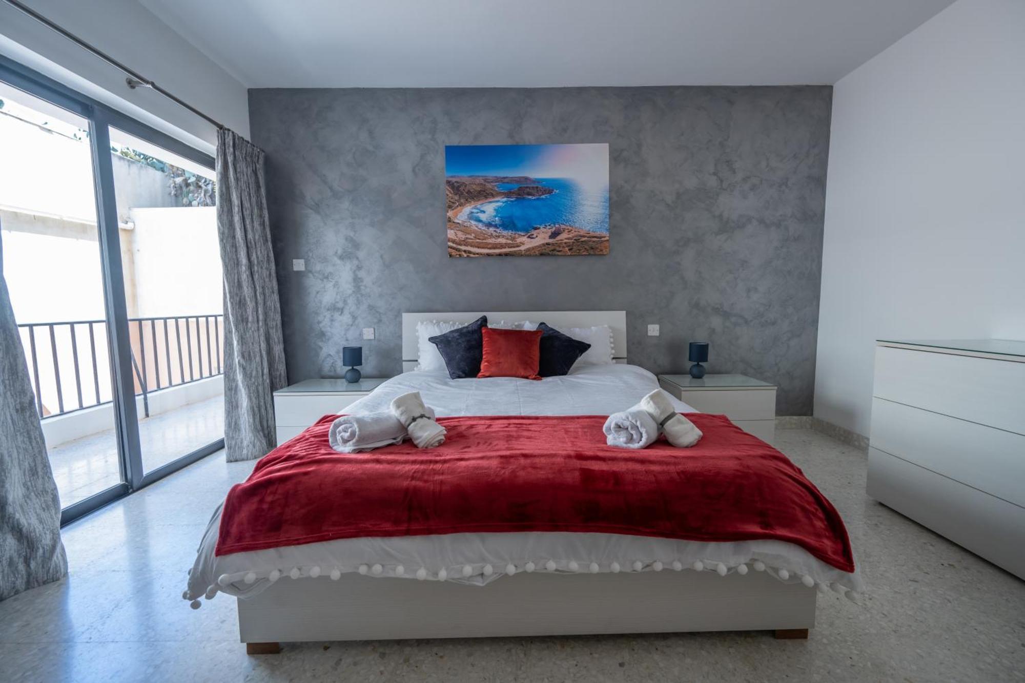 Spacious 3 Bedroom Apartment In The Heart Of St Julians San Giuliano Esterno foto