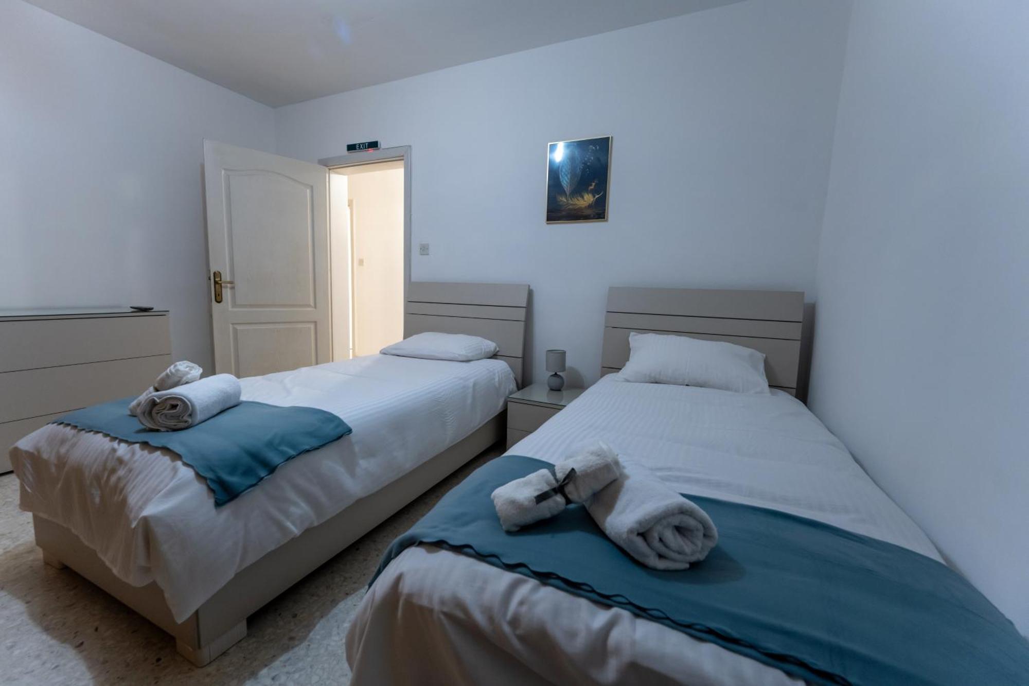 Spacious 3 Bedroom Apartment In The Heart Of St Julians San Giuliano Esterno foto