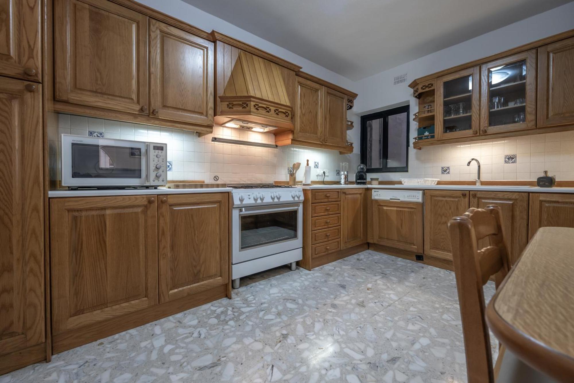 Spacious 3 Bedroom Apartment In The Heart Of St Julians San Giuliano Esterno foto