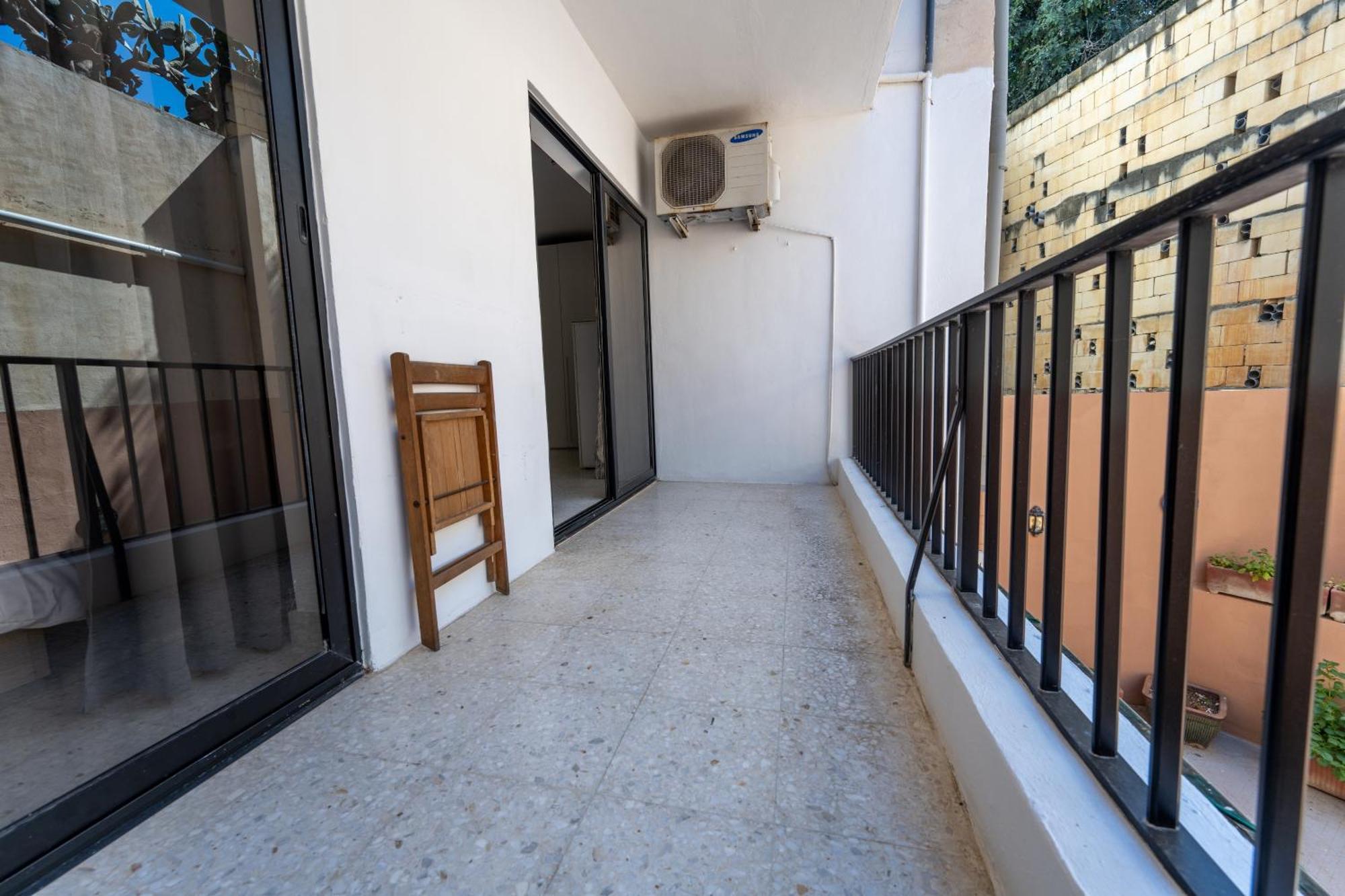 Spacious 3 Bedroom Apartment In The Heart Of St Julians San Giuliano Esterno foto